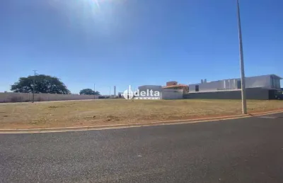 Terreno disponível para venda no bairro nova uberlândia em uberlândia-mg.