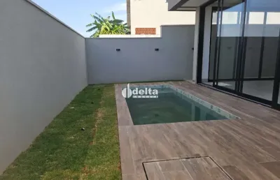 Casa no condomínio terras alpha disponível para venda em uberlândia-mg