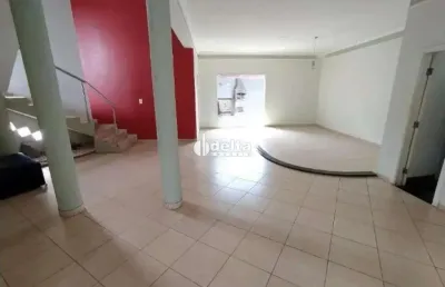 Casa disponível para venda no bairro tubalina em uberlândia-mg
