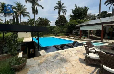 Casa com 6 quartos à venda, 758 m² por r$ 3.000.000