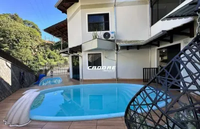 Casa com 6 quartos à venda no Garcia, Blumenau 