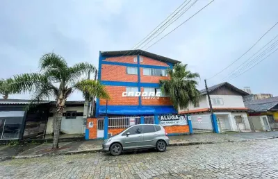 Excelente galpão de aproximadamente 650m² no bairro itoupava norte i cadore imóveis