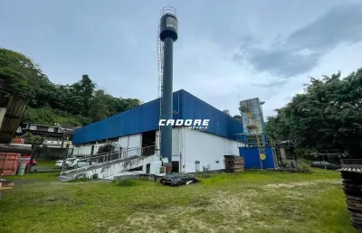 Excelente galpão com aproximadamente 2.319m² no bairro ponta aguda i cadore imóveis