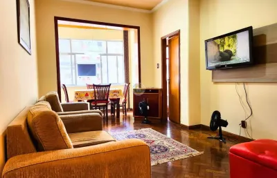 Apartamento à venda no leme, rio de janeiro-rj: 3 quartos, 1 sala, 2 banheiros, 89m² de área!