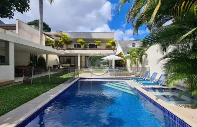 Maravilhosa casa em um dos melhores condomínios do itanhangá! reformadíssima!