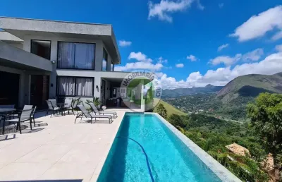 Itaipava -magnífica mansão em condomínio fechado- 600 m2