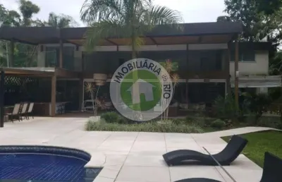 Casa de 1.200m², 6 suítes no condomínio frade green - angra dos reis