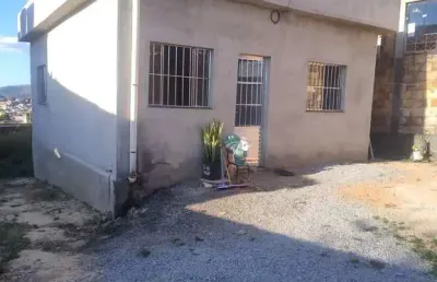 Casa com 2 quartos à venda na rua anselmo bento santos, 368, santinho, ribeirão das neves, 75 m2 por r$ 200.000