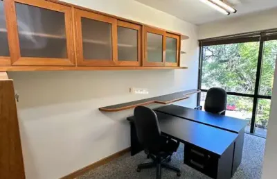 Excelente sala comercial no centro profissional iguaçú - porto alegre - rs