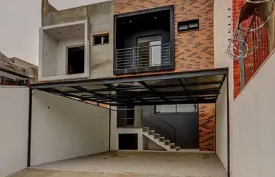 Casa para venda  no bairro chácara das pedras em porto alegre