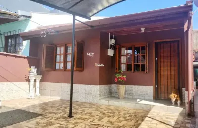 Casa com 2 quartos à venda no Jardim Algarve, Alvorada 