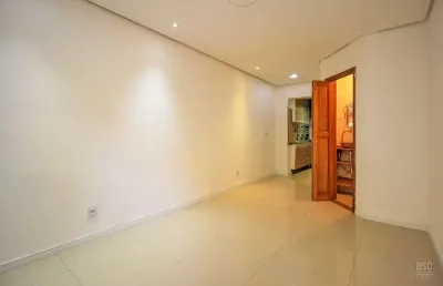 Casa em condomínio para venda  no bairro guaruja em porto alegre