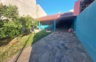 Casa à venda em alvorada, jardim algarve, 110m², varanda - imperdível!