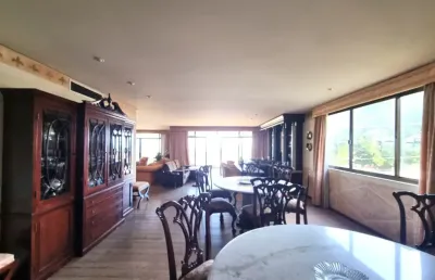 Lindo apartamento de 4 dormitórios no centro com vista para o mar