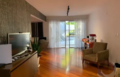 Maravilhoso apartamento de 4 dormitórios na agronômica