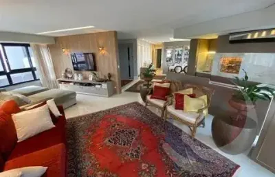 Excelente apartamento de 3 dormitórios na agronômica