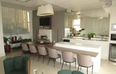 Excelente apartamento de 3 dormitórios na agronômica