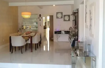Linda casa residencial de 2 dormitórios no itacorubi