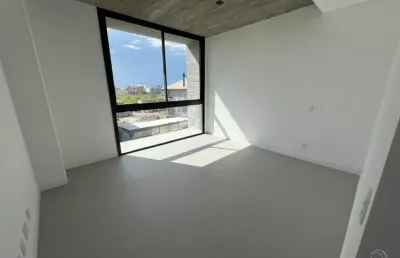 Linda casa residencial de 3 dormitórios no campeche
