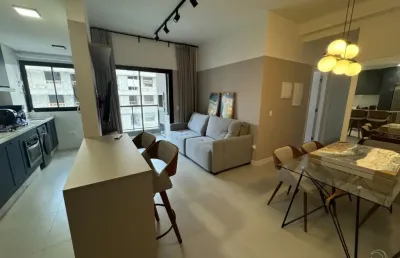 Ótimo apartamento de 2 dormitórios no centro de florianópolis
