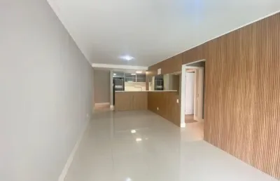 Ótimo apartamento de 2 dormitórios no centro de florianópolis