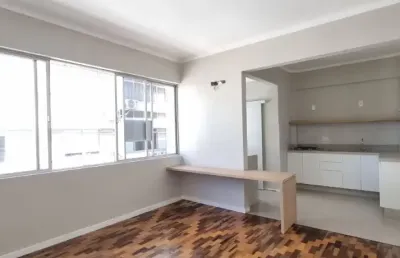 Maravilhoso apartamento de 2 dormitórios no centro de florianópolis