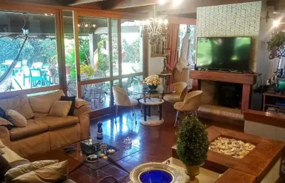 Casa com 3 quartos à venda na Avenida Itamarati, 000, Itacorubi, Florianópolis
