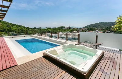 Linda casa residencial de 5 dormitórios no santo antônio de lisboa