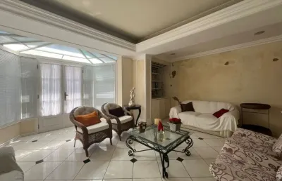 Excelente casa residencial de 4 dormitórios no centro de florianópolis