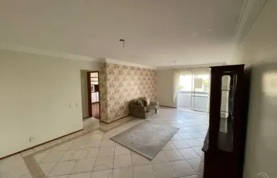 Excelente apartamento de 3 dormitórios no centro de florianópolis