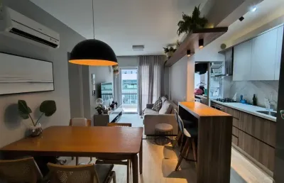 Lindo apartamento de 2 dormitórios no centro de florianópolis
