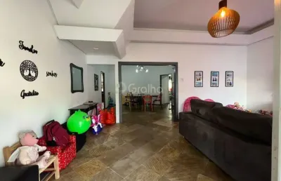 Casa residencial de 3 dormitórios no centro de florianópolis
