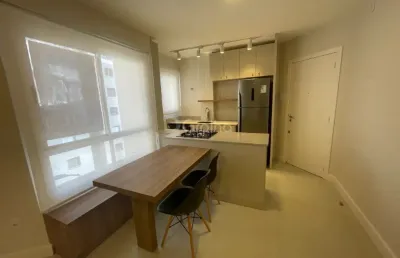 Ótimo apartamento de 1 suíte no centro de florianópolis