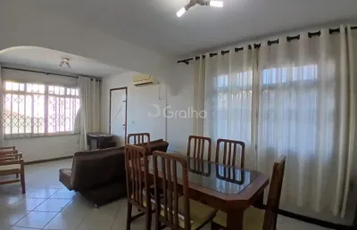 Casa residencial de 143m² com 4 quartos na trindade