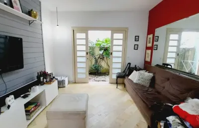Casa residencial de 8 quartos sendo 1 suíte no pantanal