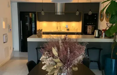 Casa residencial com 3 suítes e 207m² privativos no córrego grande, florianópolis