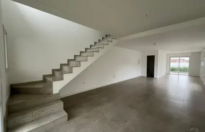 Maravilhosa casa com 169,55m², 3 suítes na lagoa da conceição.