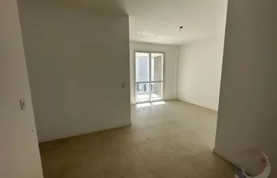 Maravilhoso apartamento de 3 dormitórios no bairro campeche
