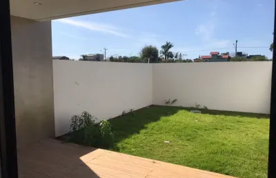 Maravilhosa casa residencial de 150m², 3 dormitórios no campeche