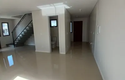 Maravilhosa casa com 3 quartos no bairro campeche em florianópolis