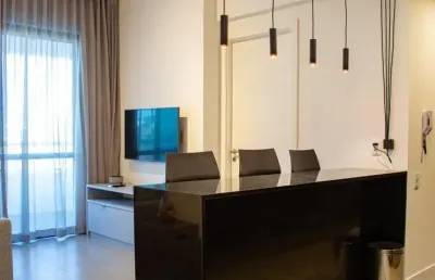 Apartamento 1 quarto e sala, mobiliado, cam. das árvores, valor  4.500,00