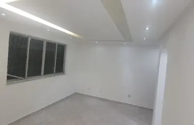 Conjunto  vale dos lagos  2/4 dependência valor 140.000,00