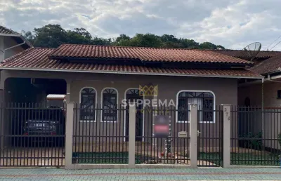 Casa com 3 dormitórios à venda, 175 m² por r$ 890.000,00 - nova brasília - joinville/sc