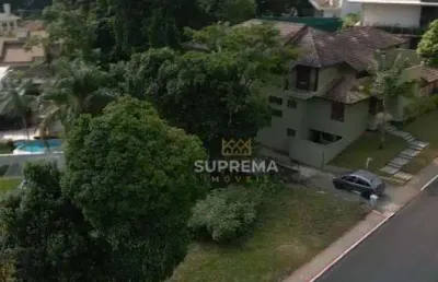 Terreno à venda no condomínio orleans, 688 m² por r$ 3.200.000 - américa - joinville/sc