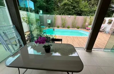 Casa sobrado, 3 dormitórios ( 1 suíte), condomínio crystal park, jacareí.