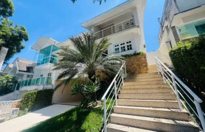 Casa sobrado, 3 dormitórios ( 1 suíte), 4 vagas, altos da serra, urbanova.
