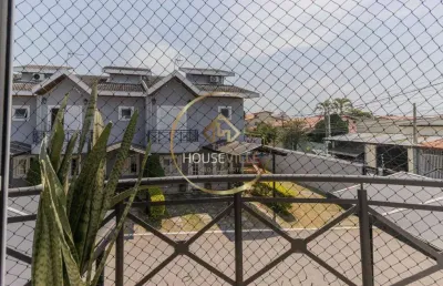 Casa sobrado, 3 dormitórios ( 1 suíte), 2 vagas, condomínio pablo picasso,