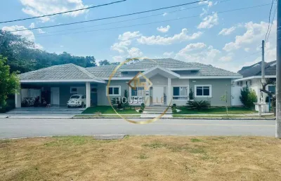 Casa térrea, 3 dormitórios ( 3 suítes), 3 vagas, altos da serra vi, sjc.
