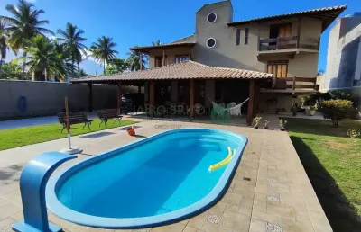 Vende-se linda casa de alto padrão próxima à praia do sul em ilhéus