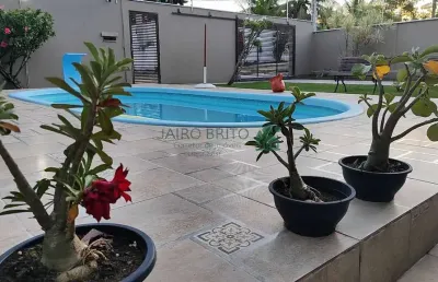 Vende-se linda casa de alto padrão próxima à praia do sul em ilhéus